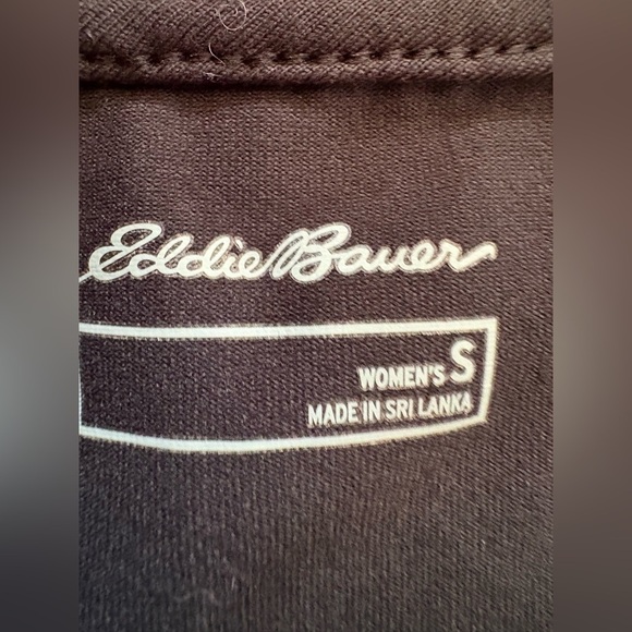 Eddie Bauer women’s BLACK Aster Crossover Tank Top
Dress size small preloved - Picture 10 of 10